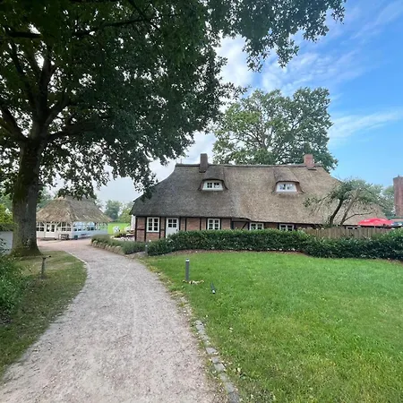 Idyllischer Erholungsurlaub Im Historischen Bauernhaus Auf Der Prinzeninsel Ploen Exterior photo